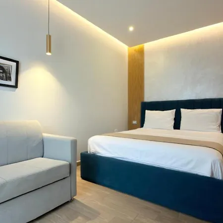 Hotel Modern By-delmar