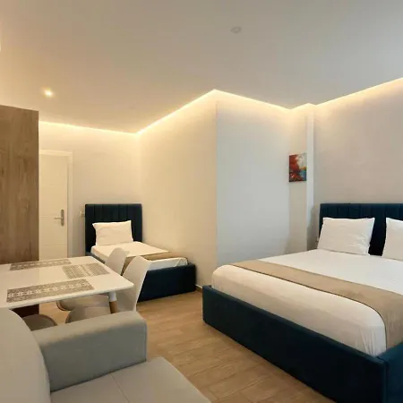 Hotel Modern By-delmar