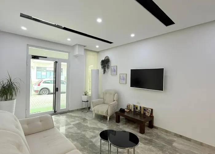 Modern By-delmar Golem (Tirana)